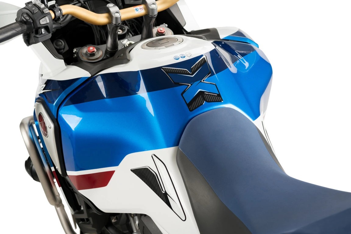 Specific Tank Protector Carbon Look