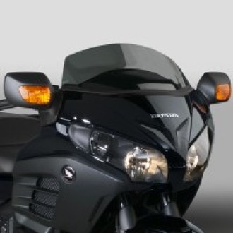 13-16 Honda GL1800F6B- V Stream/ Wave Low Windshield-Tinted
