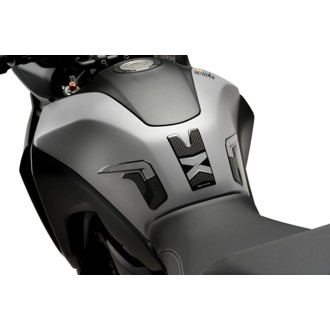 Specific Tank Protector Carbon Look
