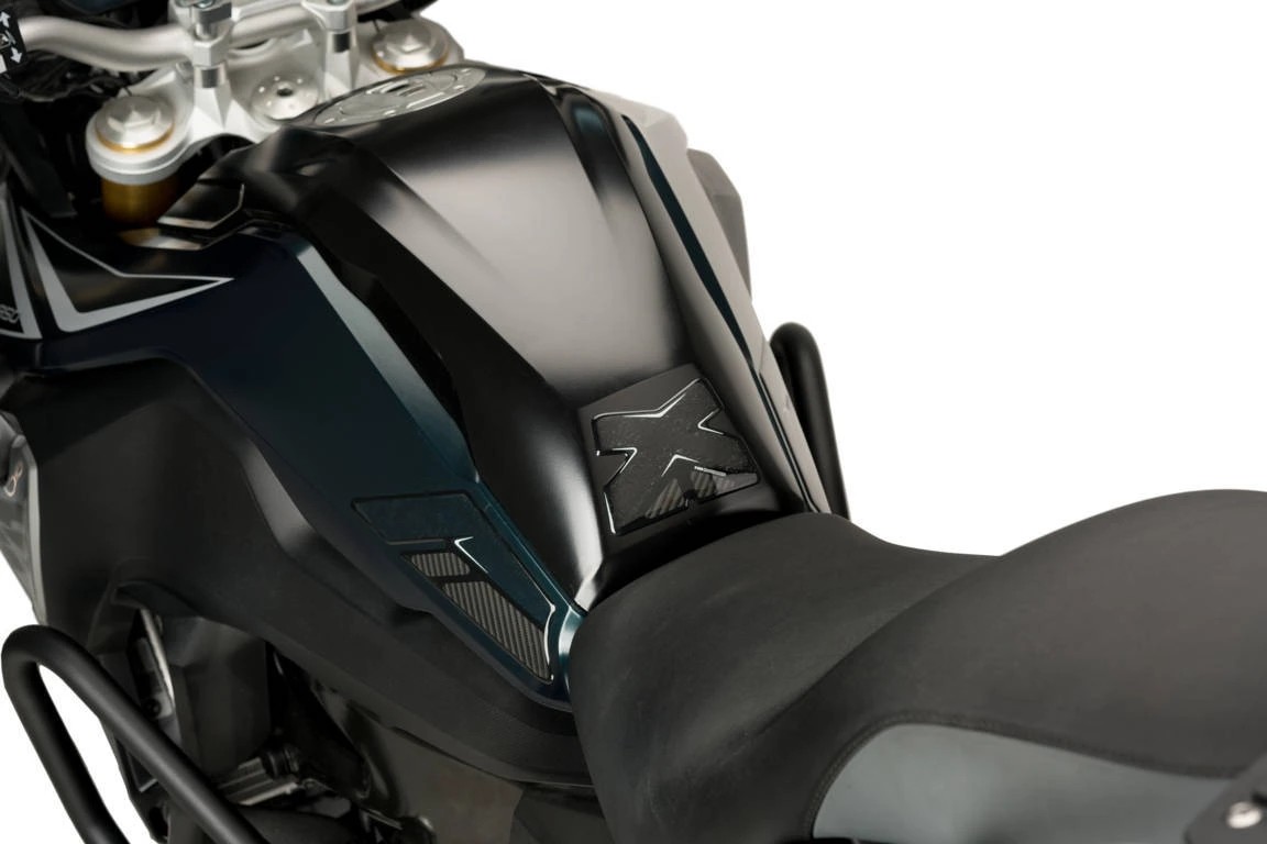 Specific Tank Protector Carbon Look