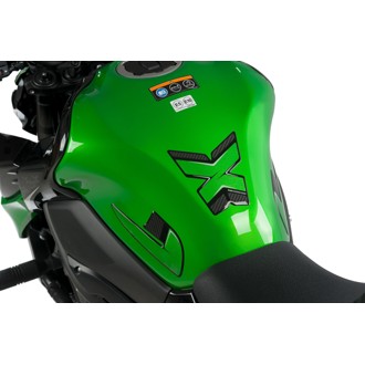 Specific Tank Protector Carbon Look